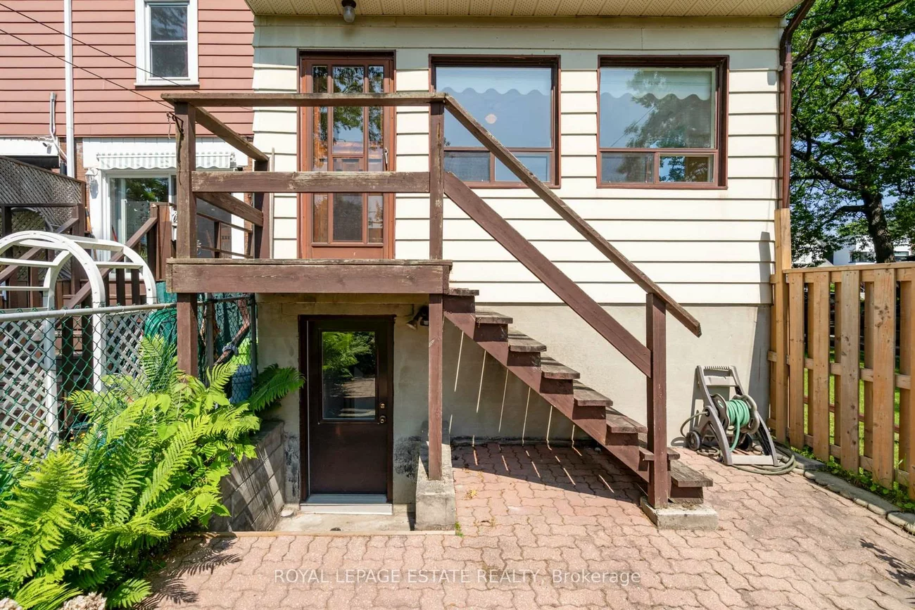 54, Kenilworth, The Beaches, Toronto