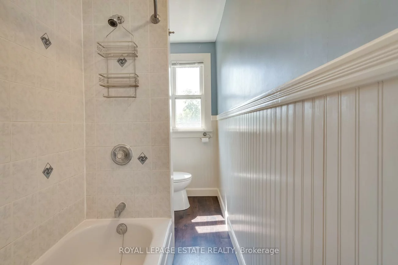 54, Kenilworth, The Beaches, Toronto