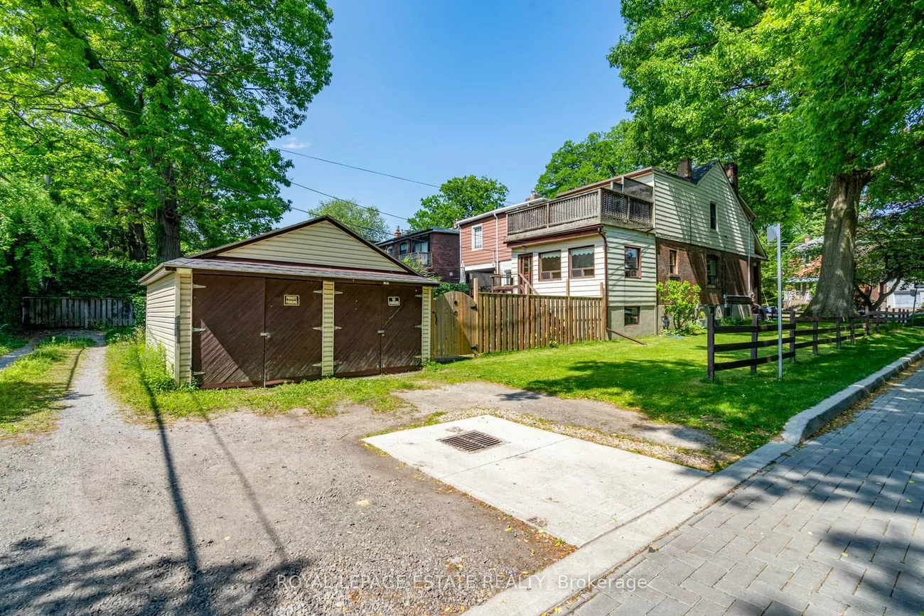 54, Kenilworth, The Beaches, Toronto