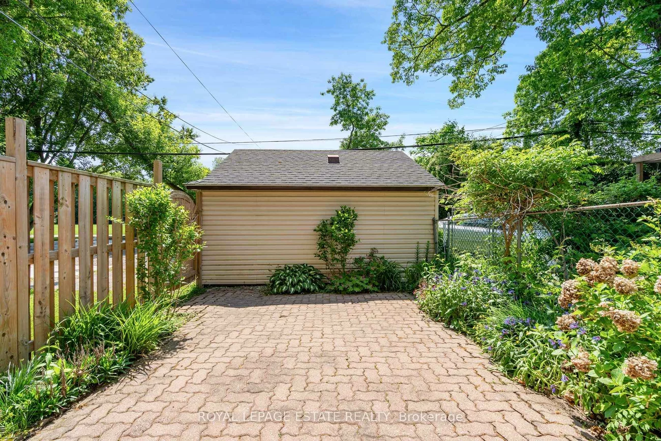 54, Kenilworth, The Beaches, Toronto