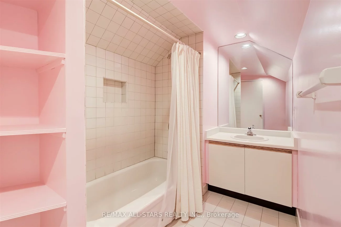 5, Hill, Scarborough Village, Toronto