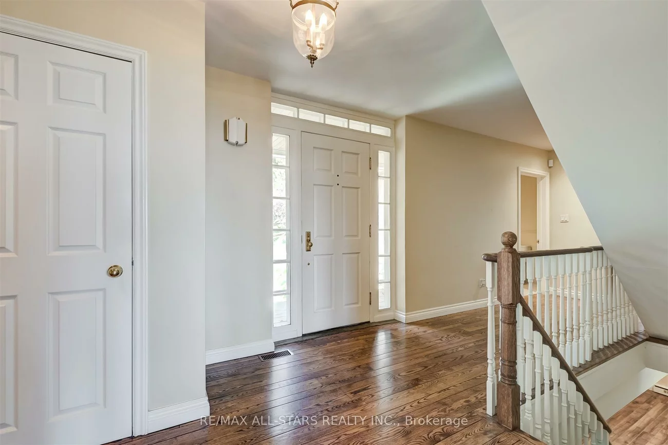 5, Hill, Scarborough Village, Toronto