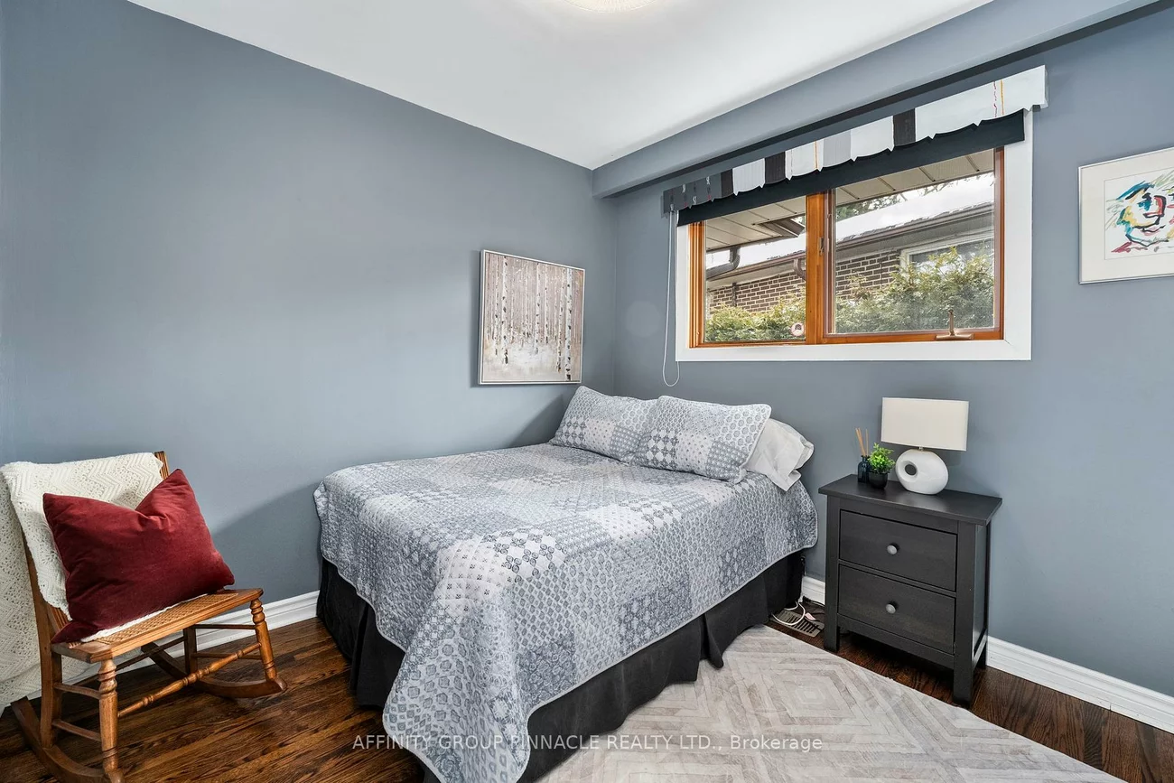 28, Landfair, Woburn, Toronto
