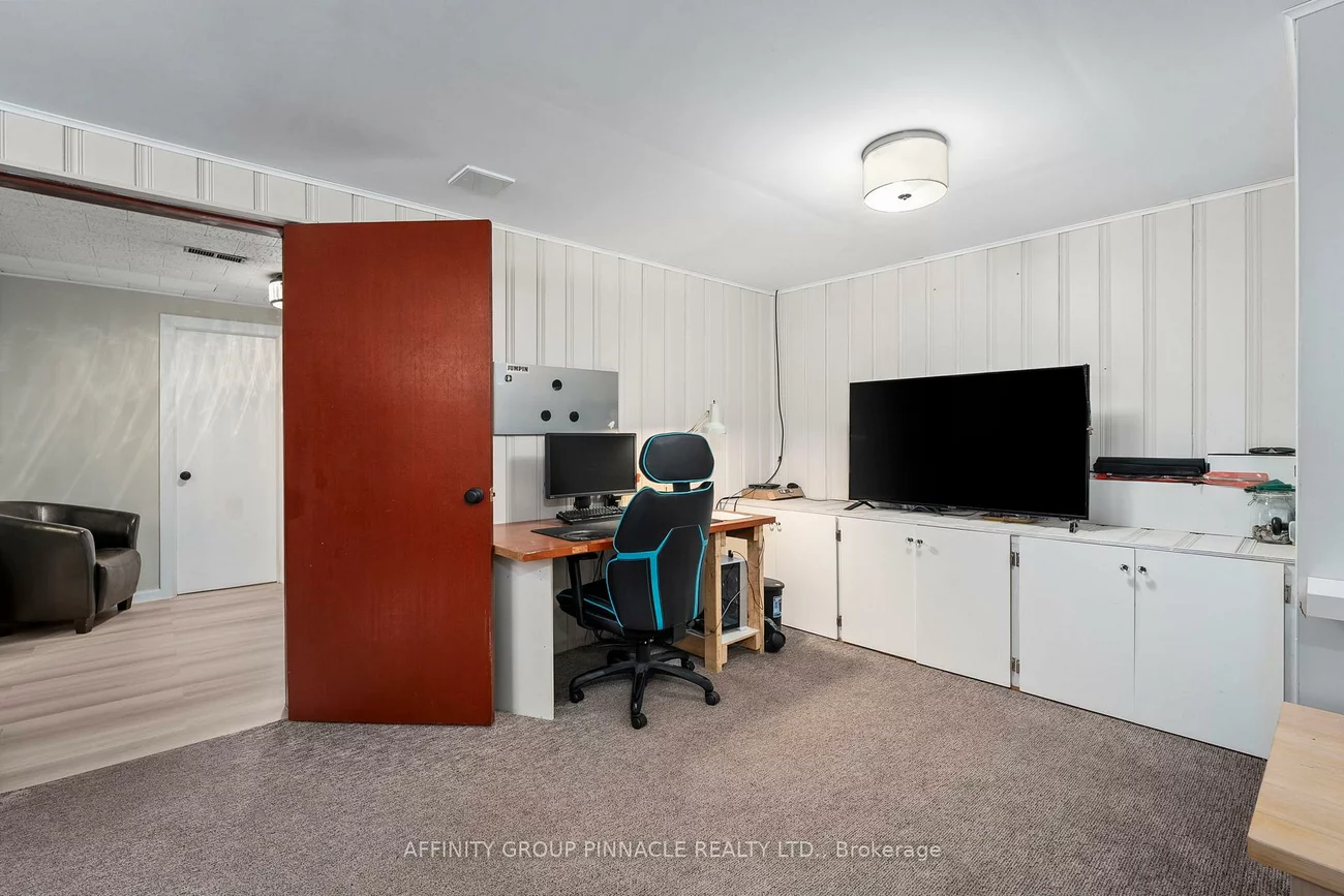 28, Landfair, Woburn, Toronto