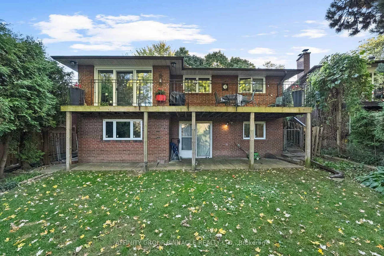 28, Landfair, Woburn, Toronto