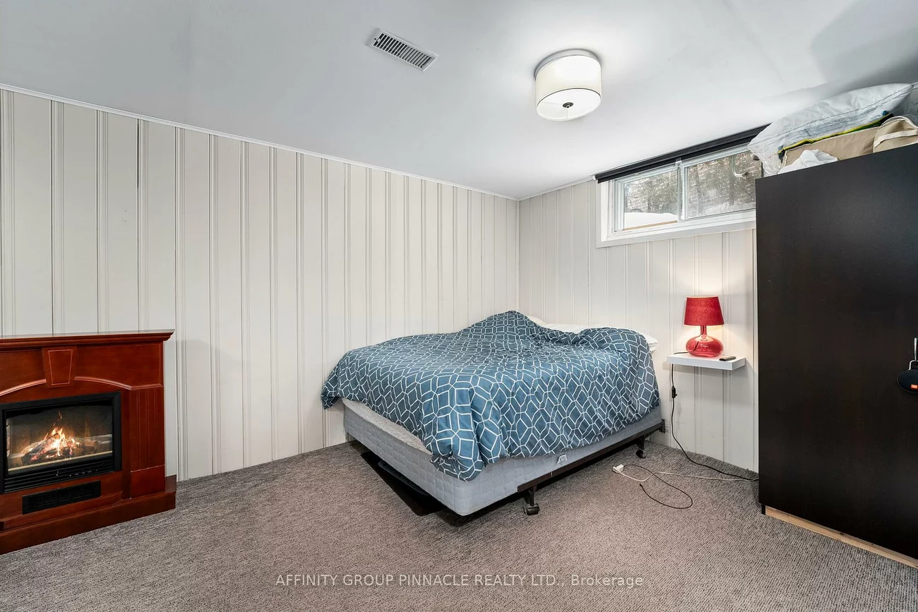 28, Landfair, Woburn, Toronto