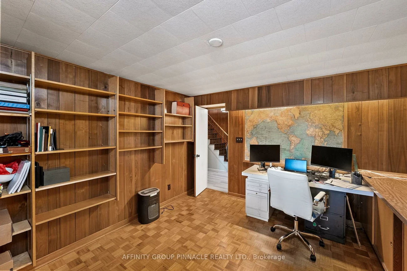 28, Landfair, Woburn, Toronto