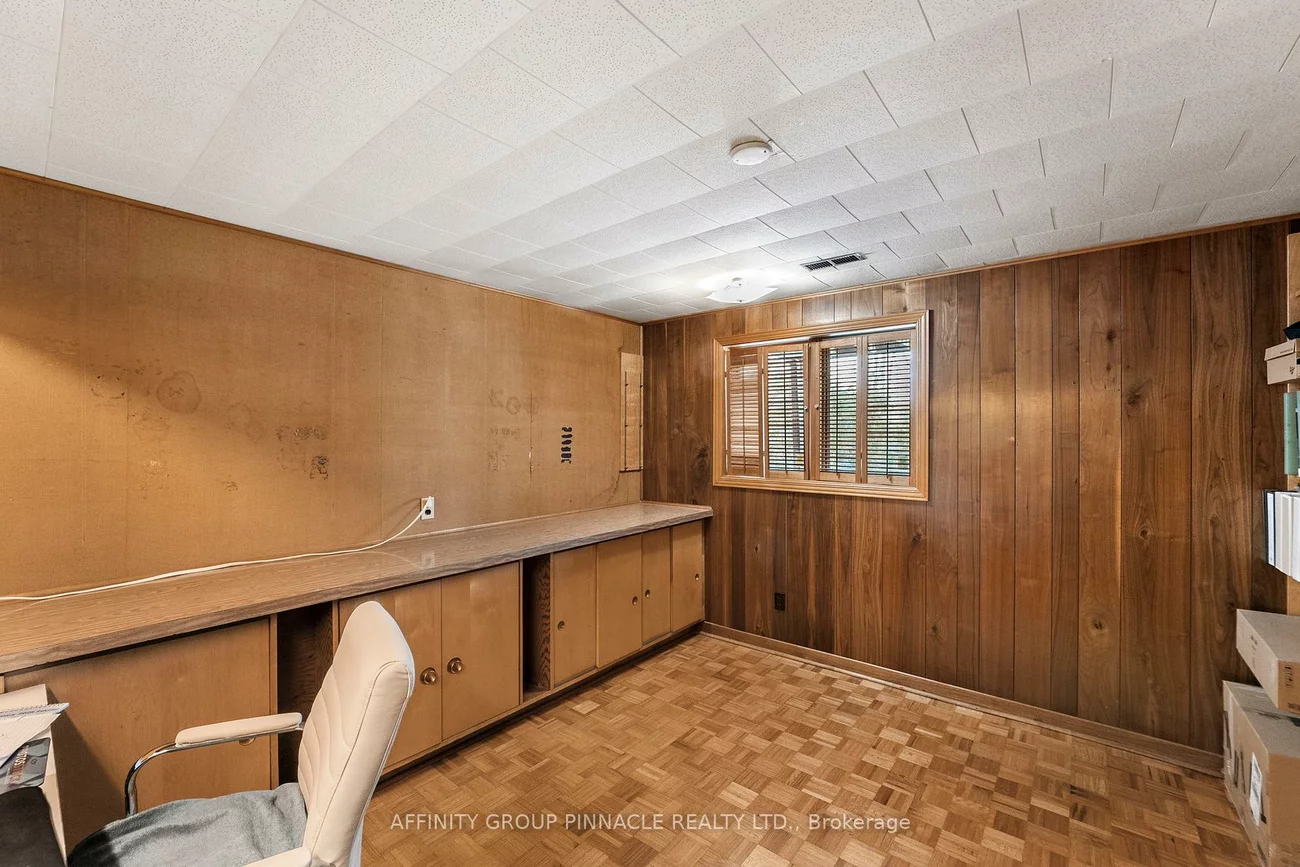 28, Landfair, Woburn, Toronto