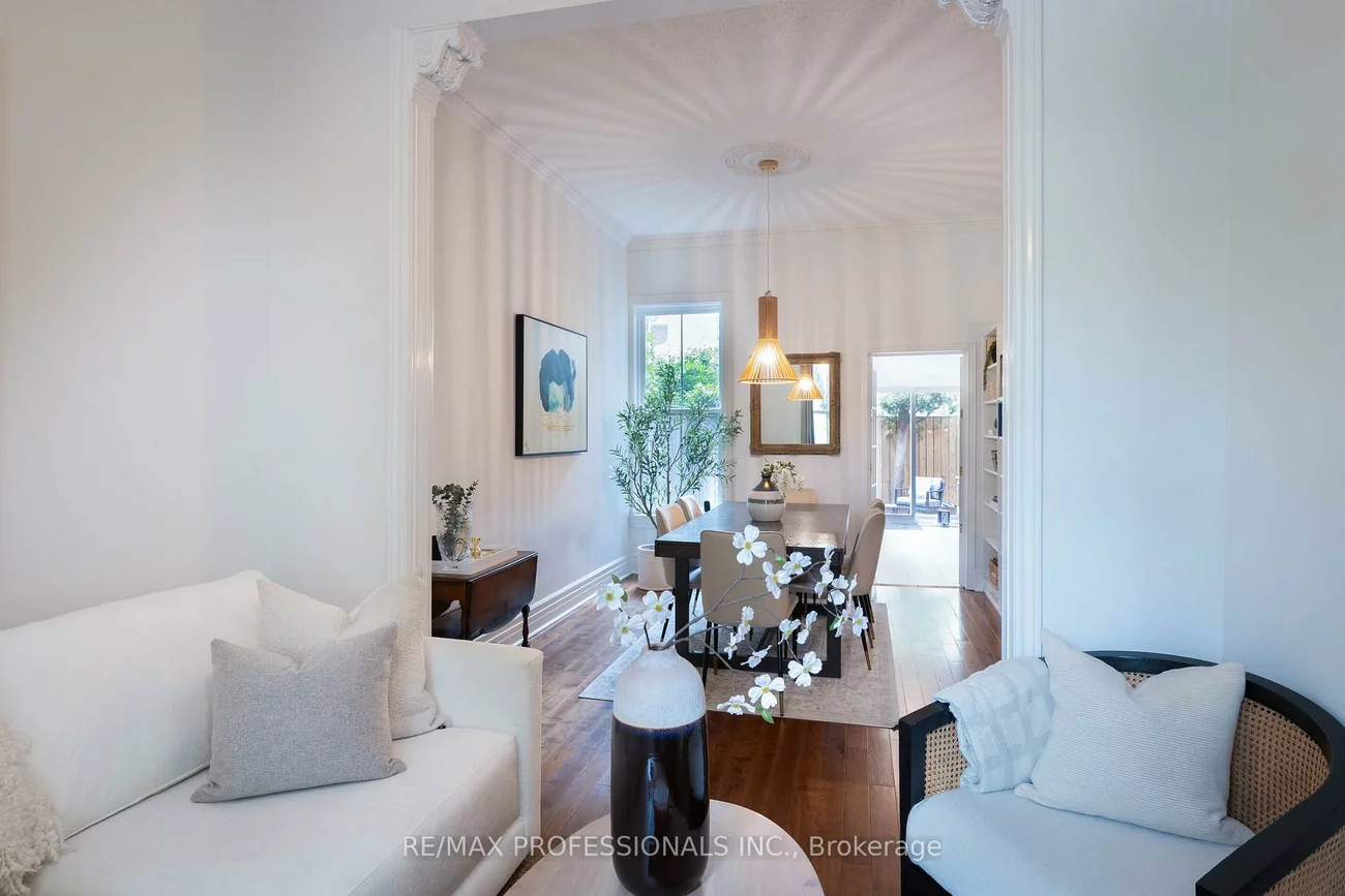 26, Wardell, South Riverdale, Toronto