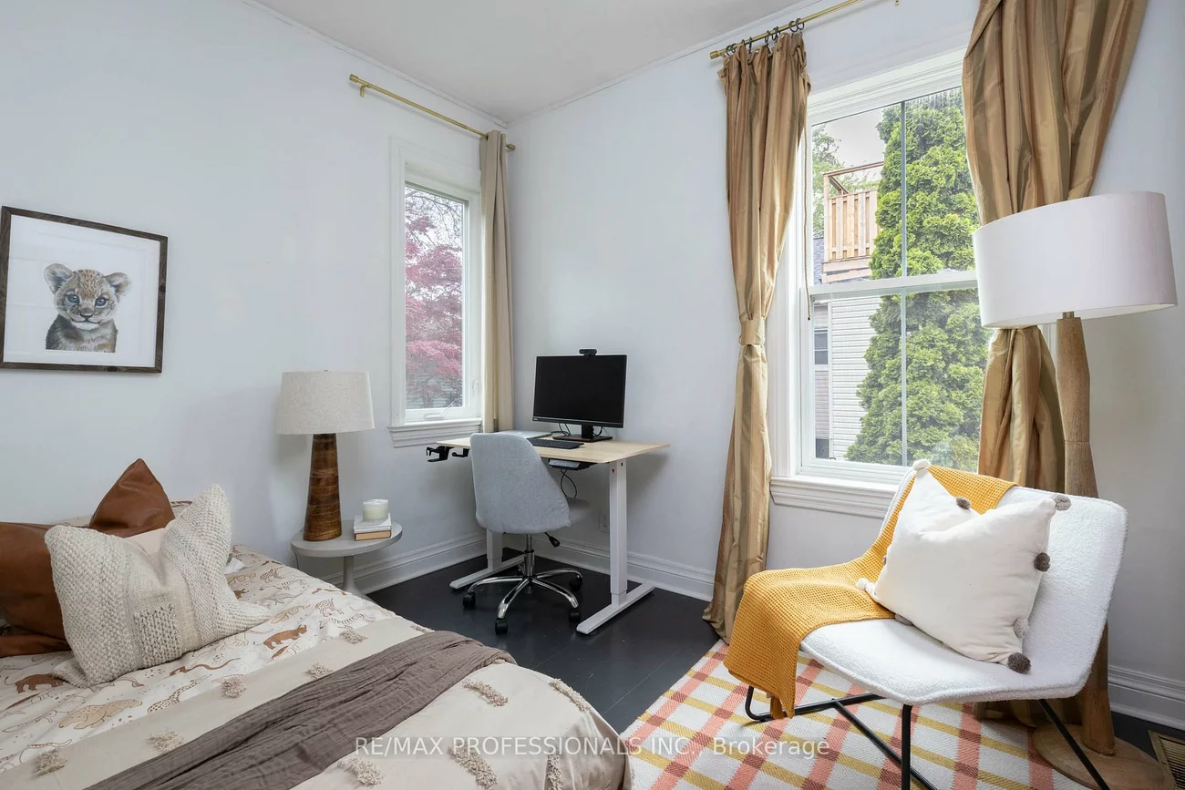 26, Wardell, South Riverdale, Toronto