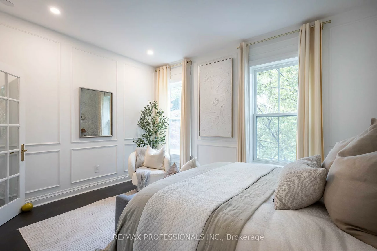 26, Wardell, South Riverdale, Toronto