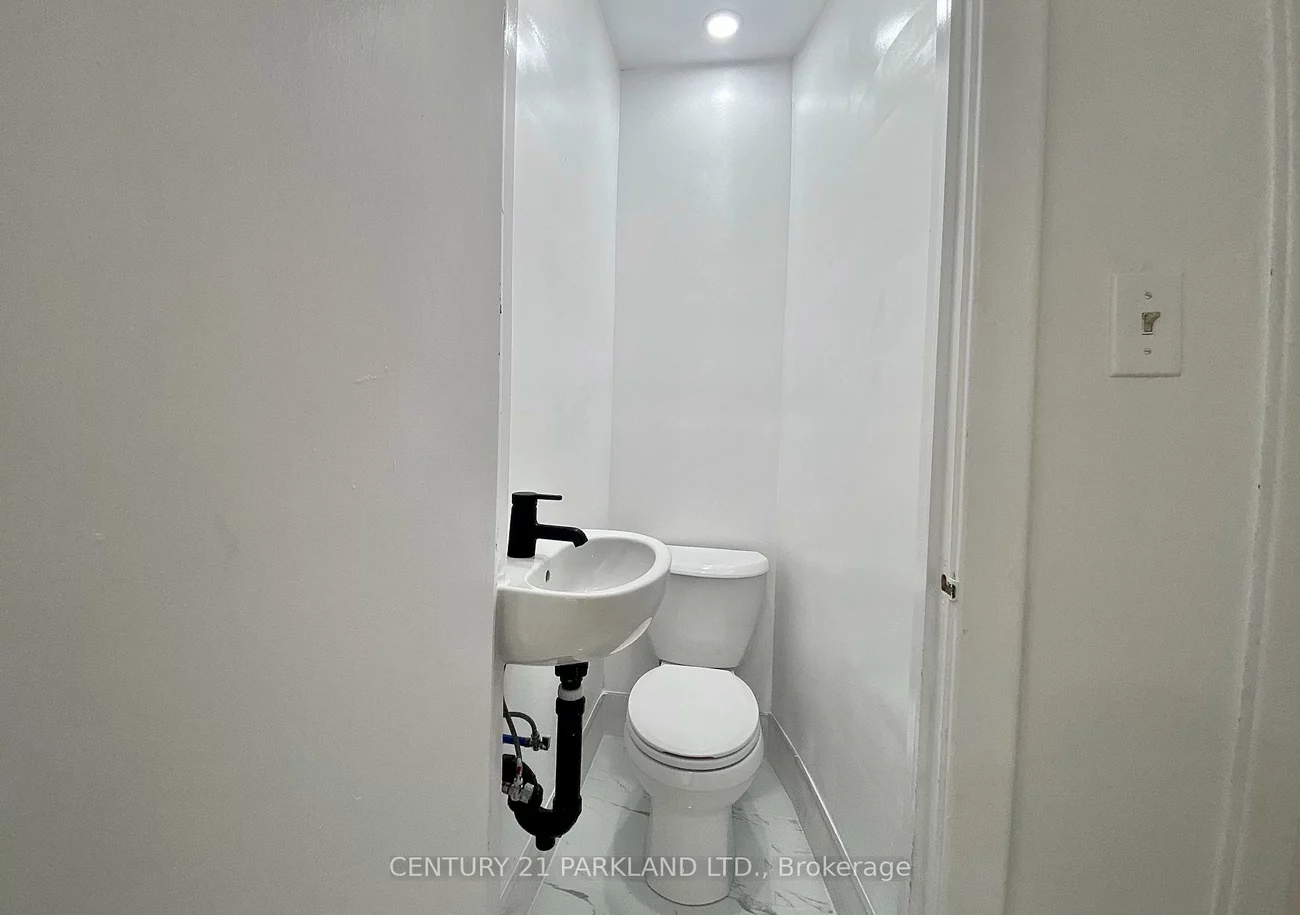 9, Brooklawn, Birchcliffe-Cliffside, Toronto