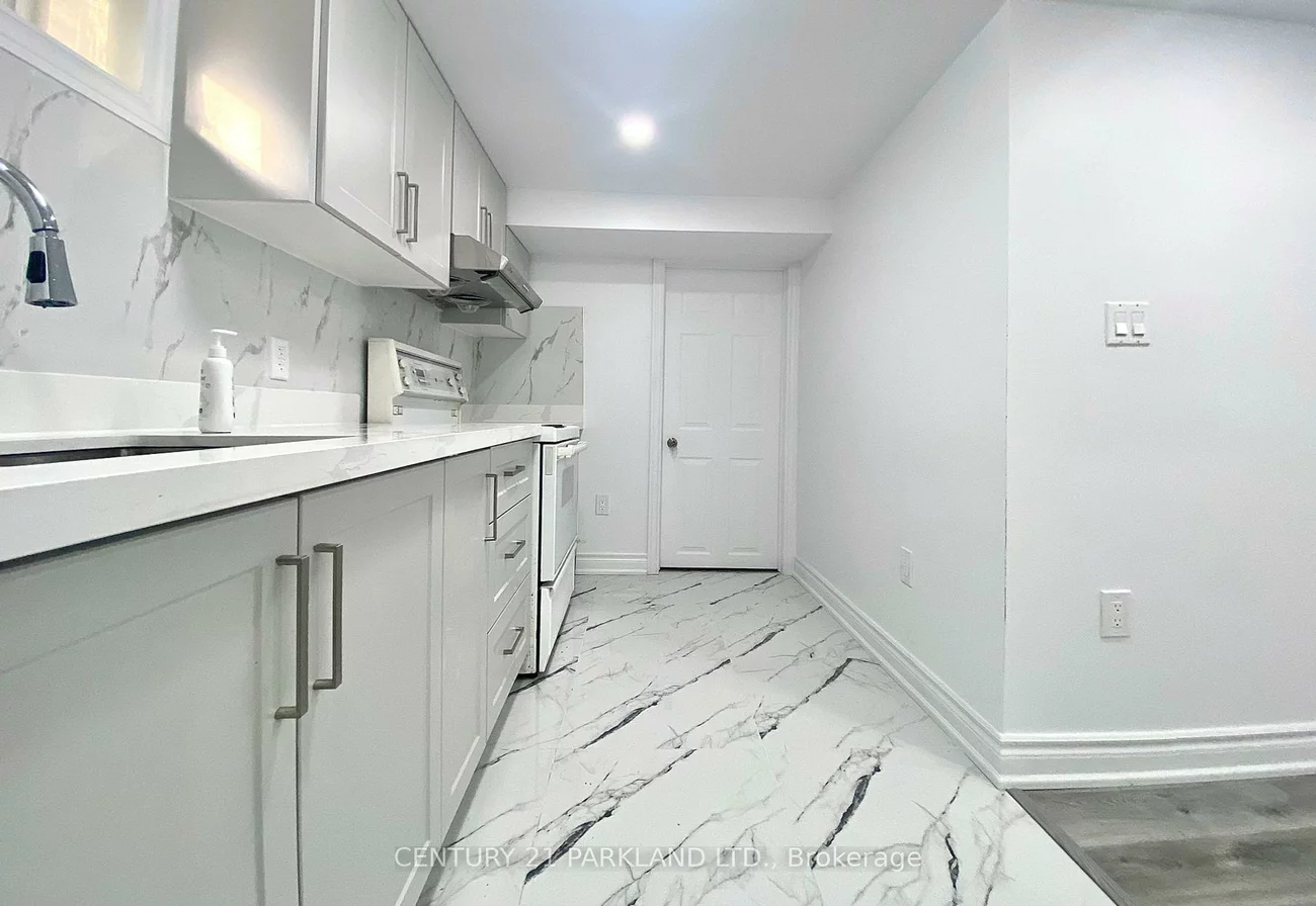9, Brooklawn, Birchcliffe-Cliffside, Toronto