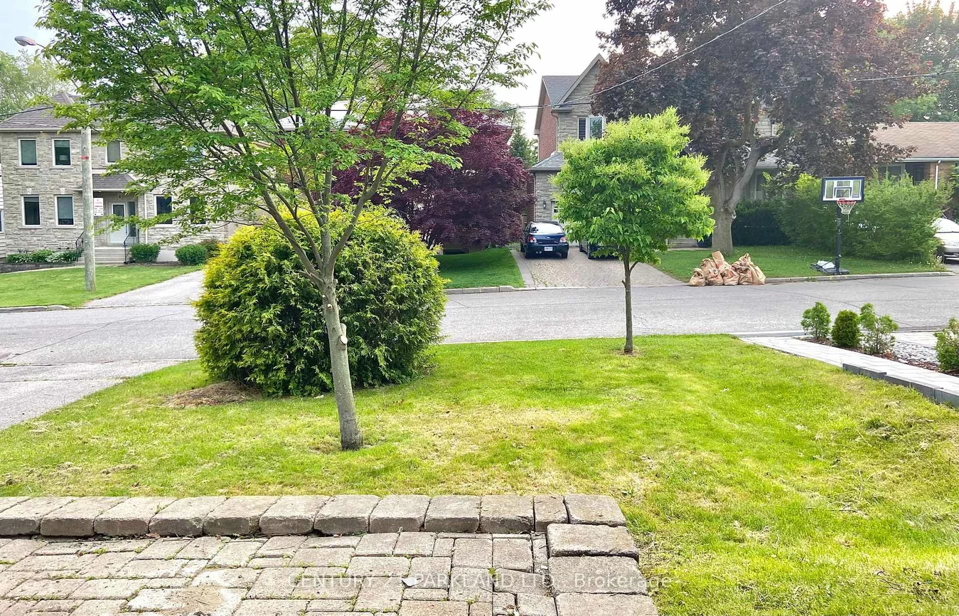 9, Brooklawn, Birchcliffe-Cliffside, Toronto