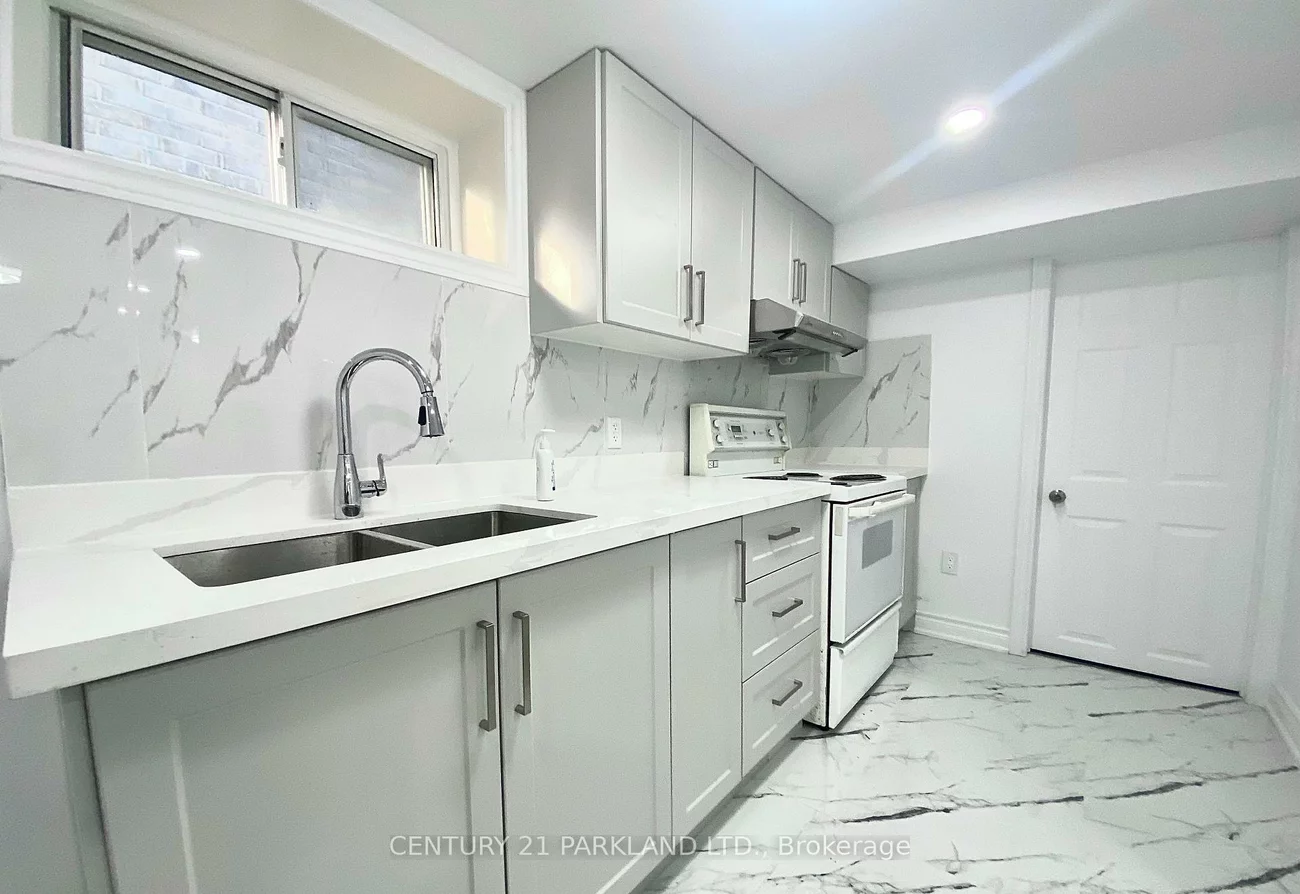 9, Brooklawn, Birchcliffe-Cliffside, Toronto