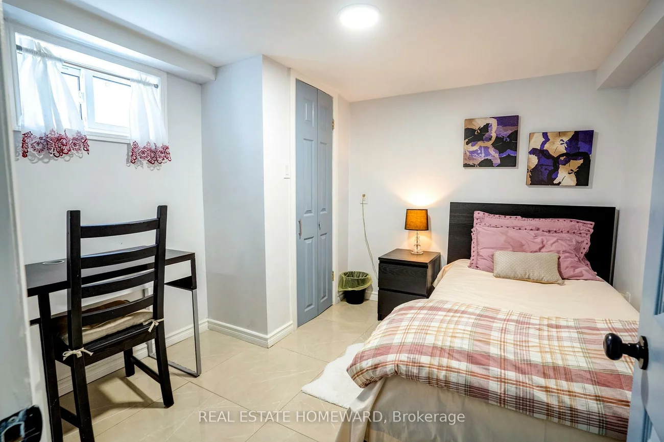 39, Galbraith, O'Connor-Parkview, Toronto