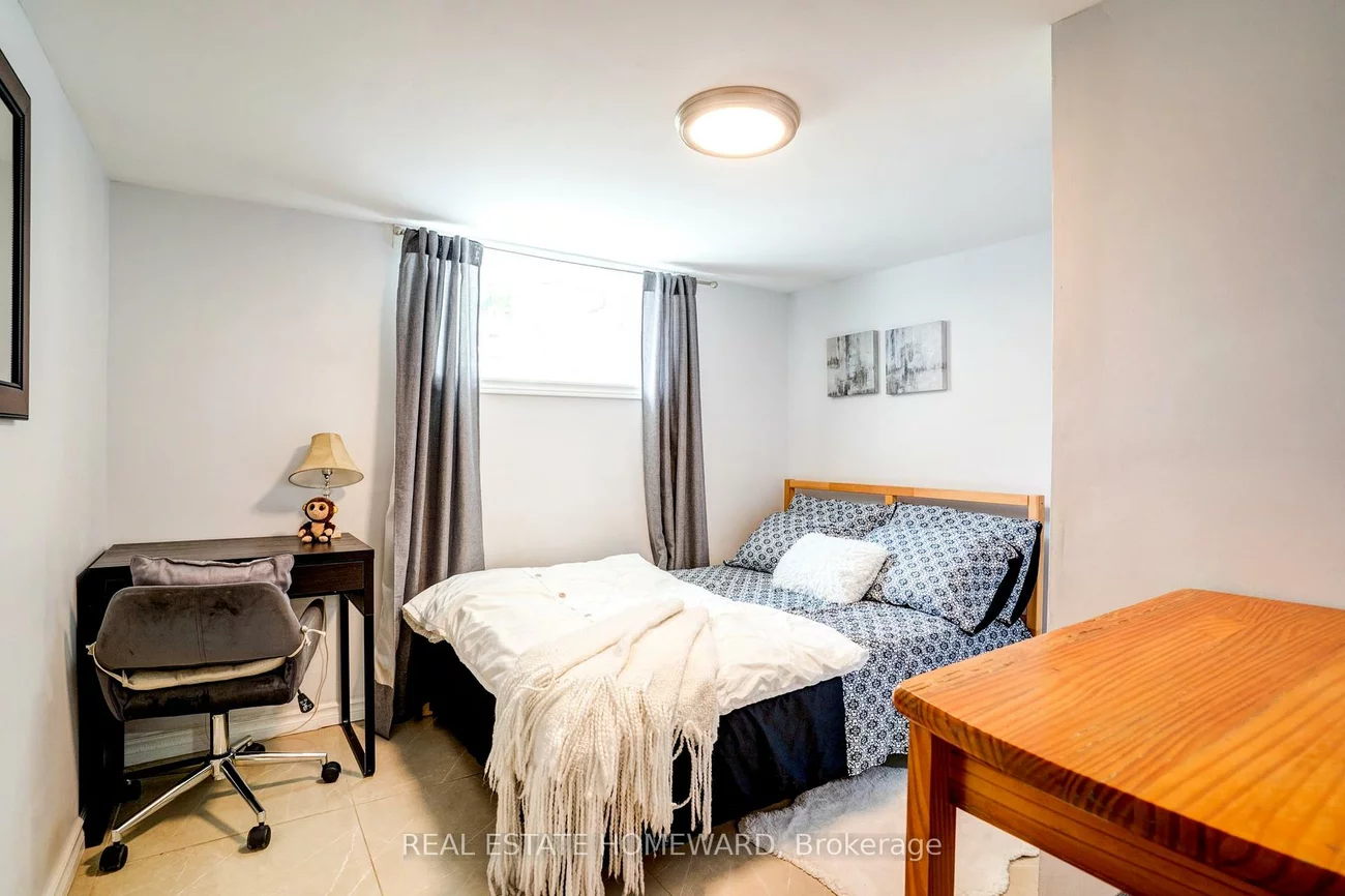39, Galbraith, O'Connor-Parkview, Toronto