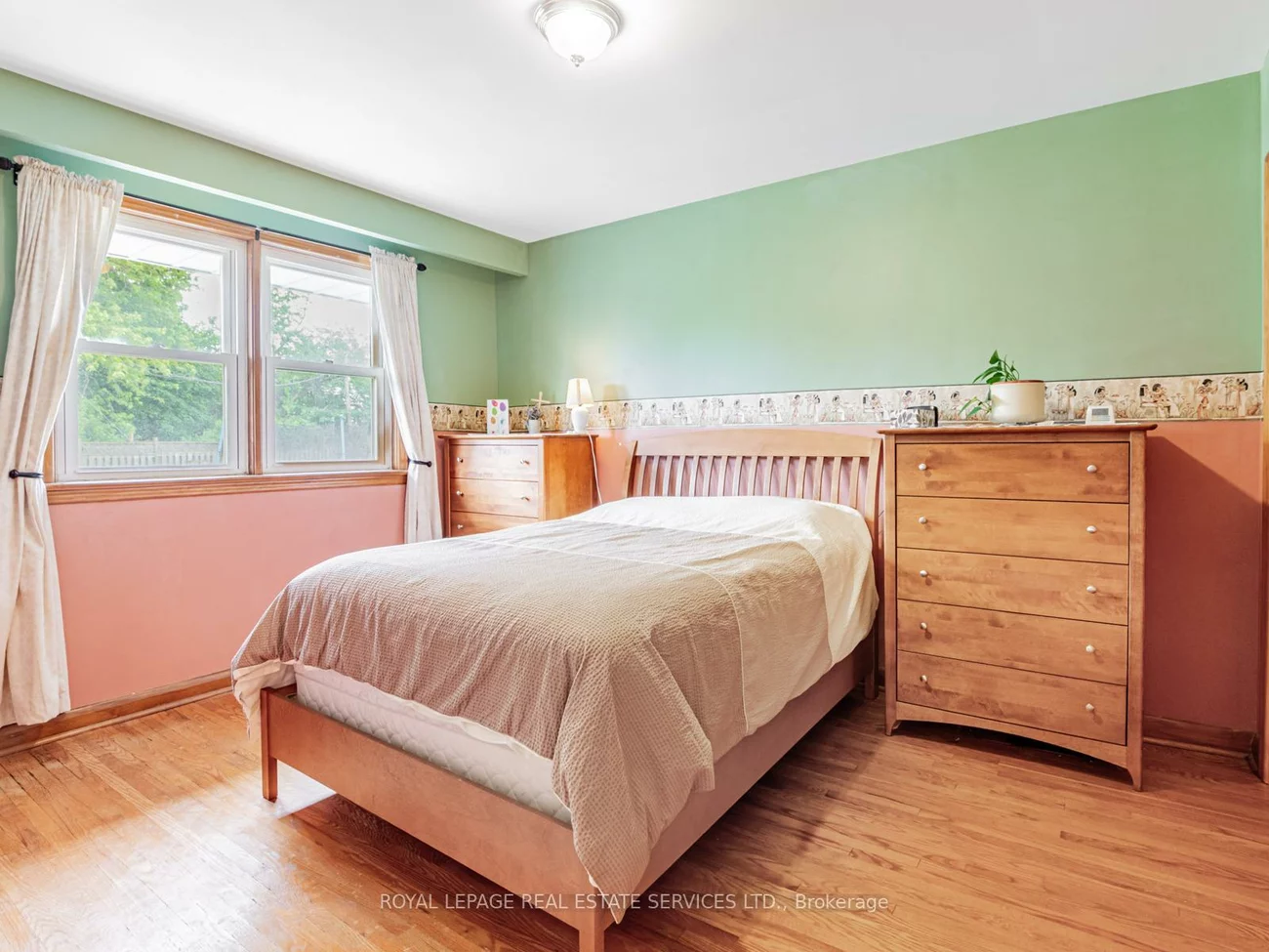10, Chatsmere, Woburn, Toronto