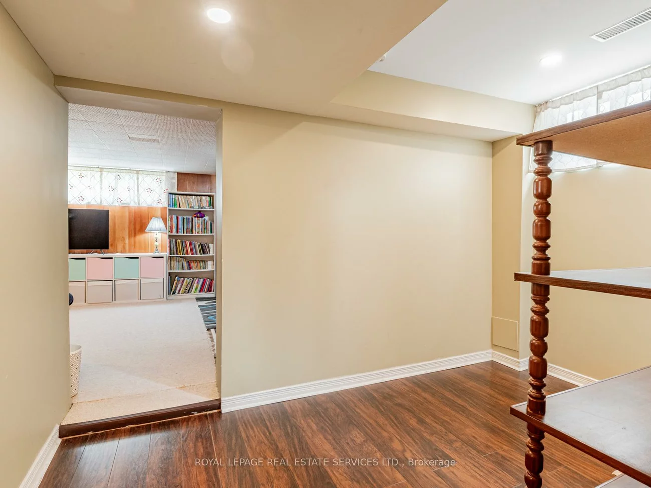 10, Chatsmere, Woburn, Toronto