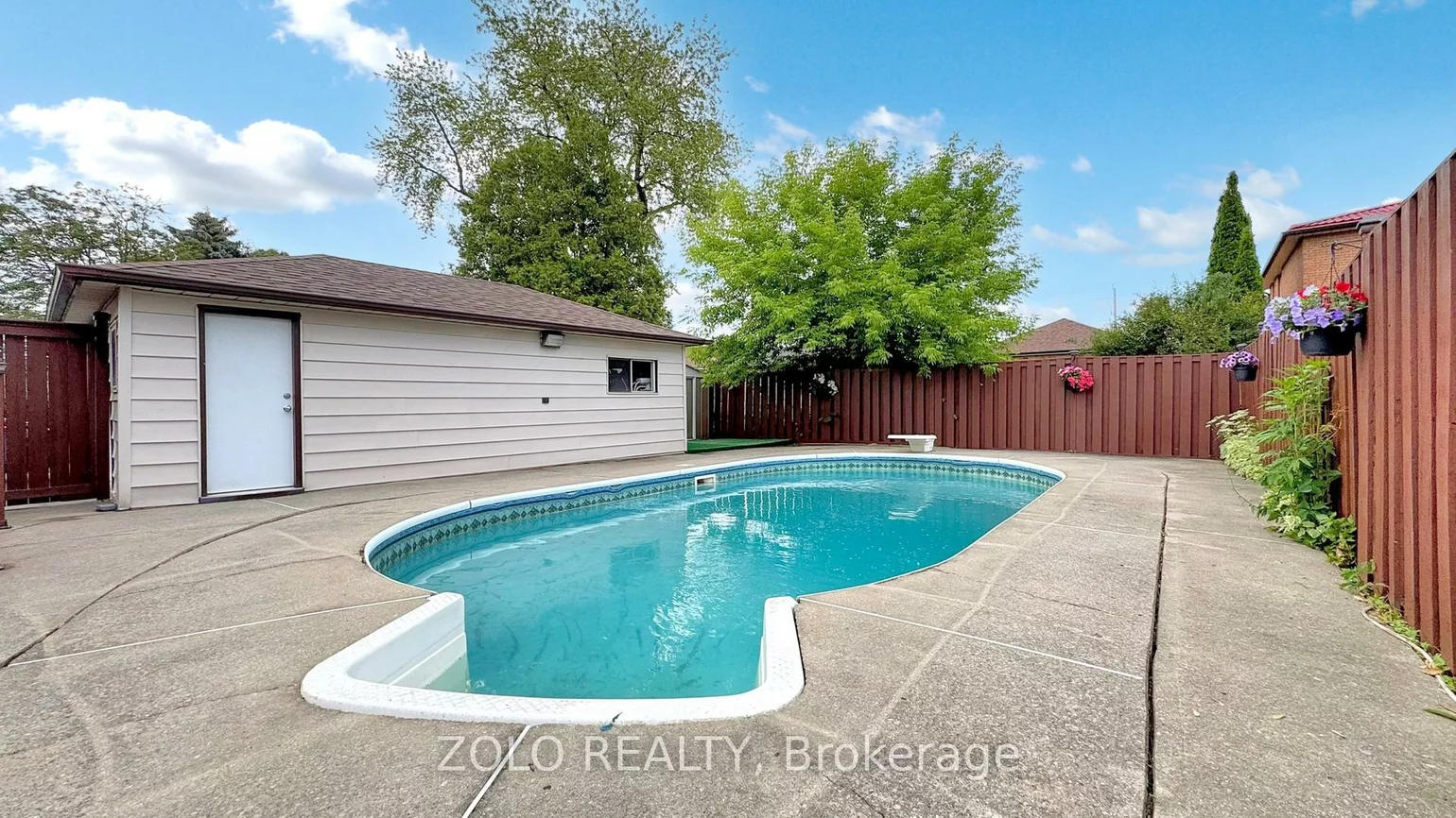 7, Graylee, Eglinton East, Toronto