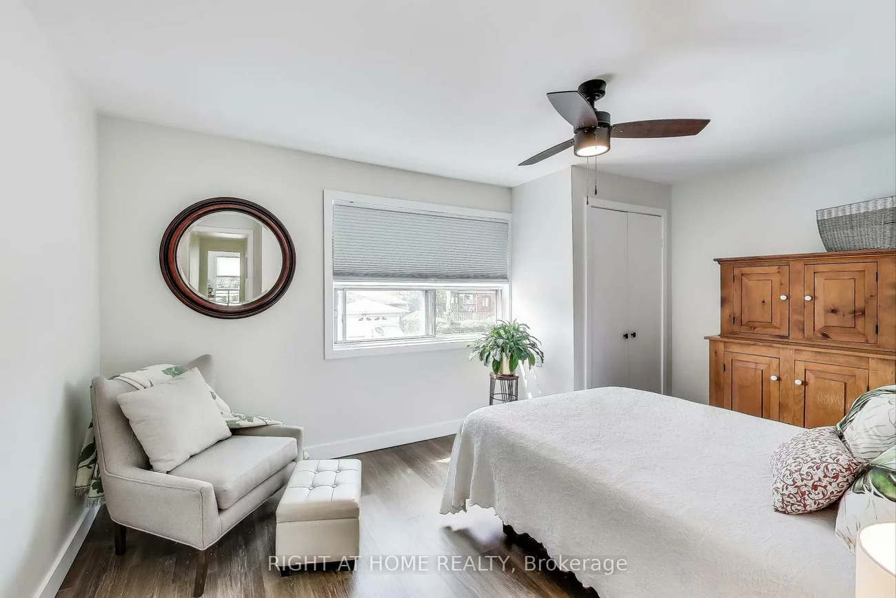 2, sutherland, Crescent Town, Toronto