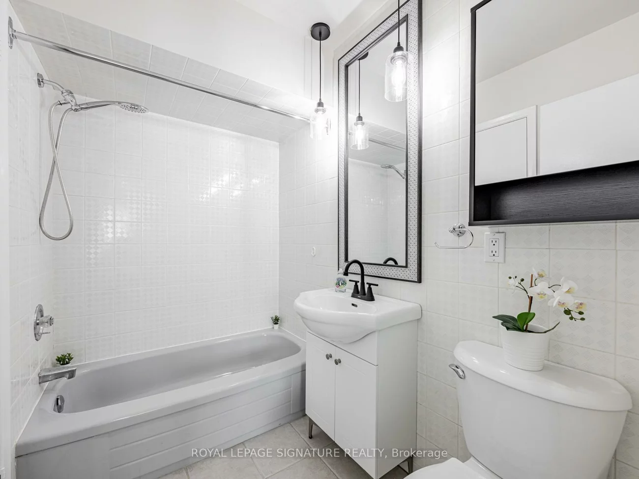 23, Rainier, L'Amoreaux, Toronto