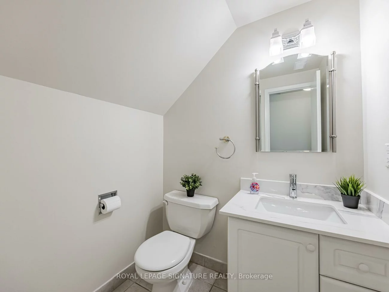 23, Rainier, L'Amoreaux, Toronto