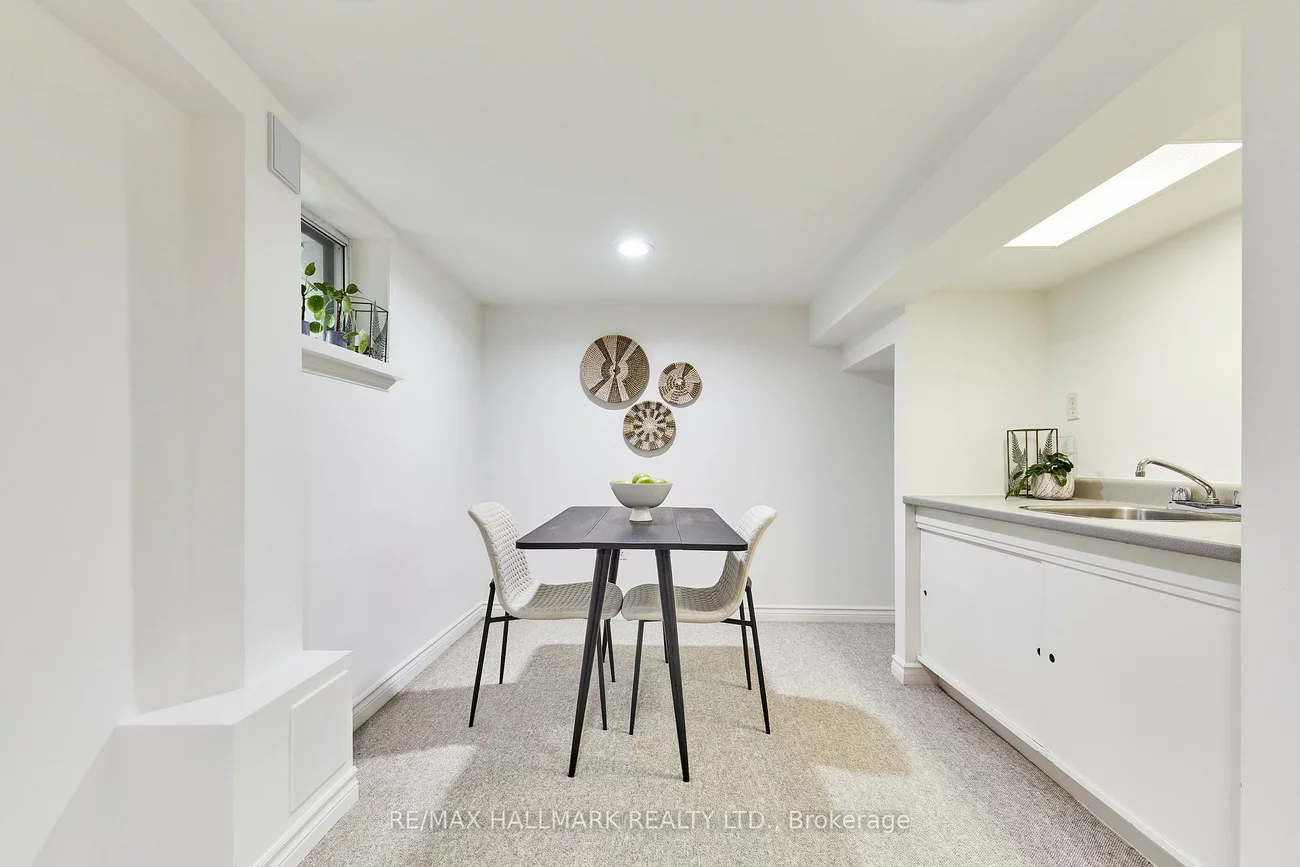 183, Balsam, The Beaches, Toronto