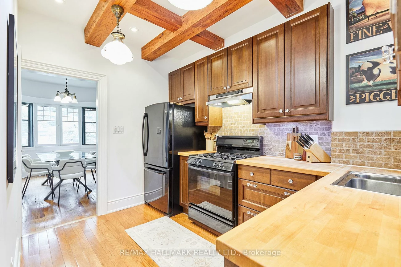 183, Balsam, The Beaches, Toronto