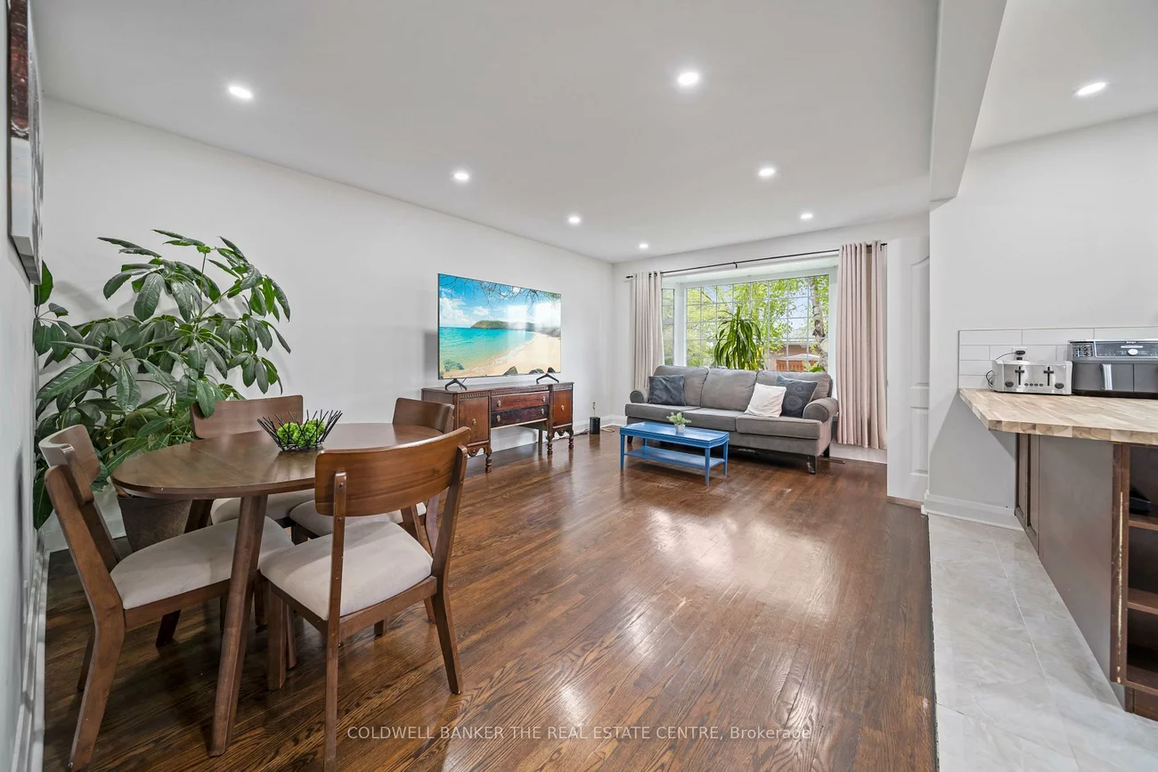 135, Lord Roberts, Eglinton East, Toronto