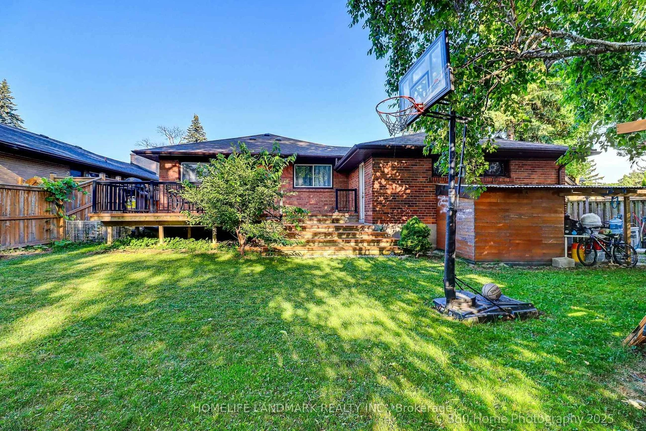 38, Moorecroft, Ionview, Toronto
