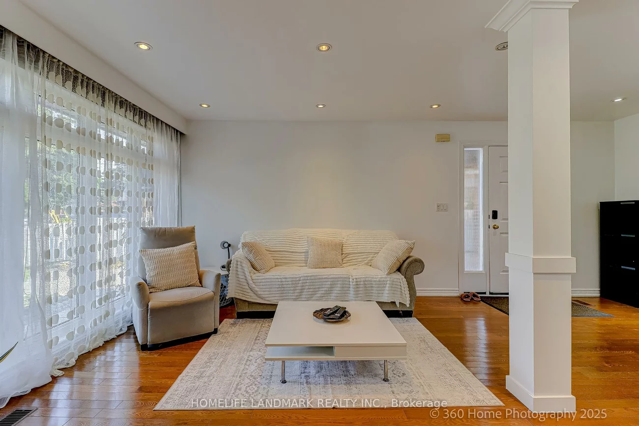 38, Moorecroft, Ionview, Toronto