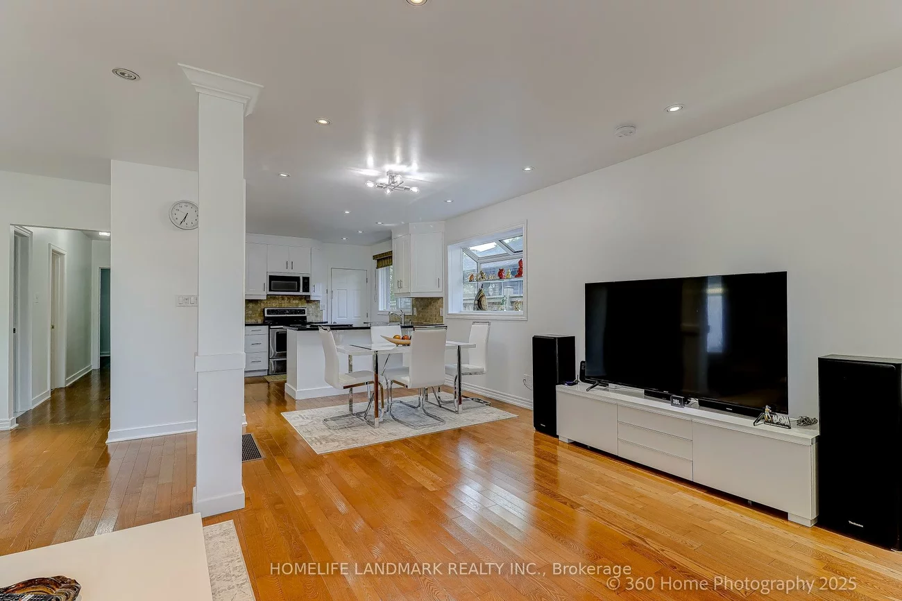 38, Moorecroft, Ionview, Toronto