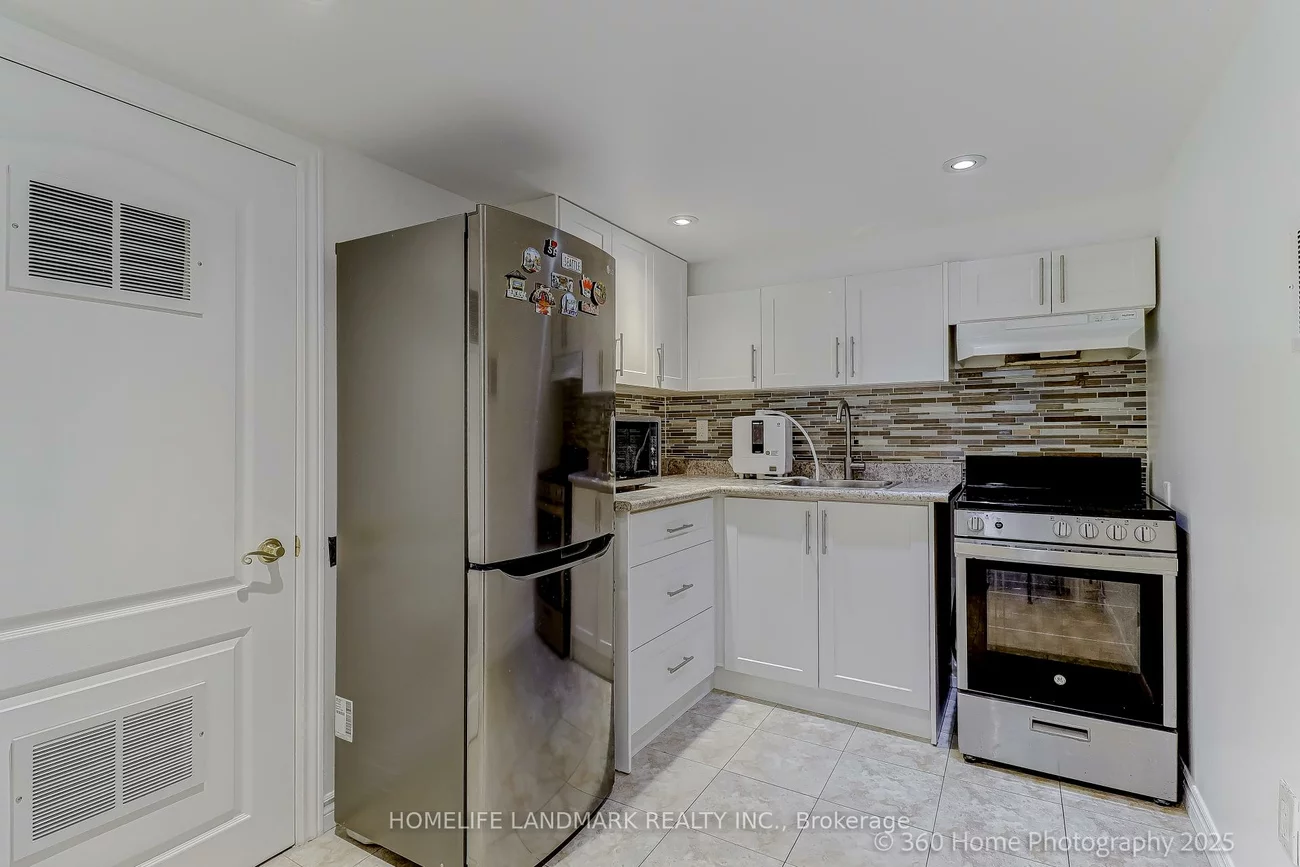 38, Moorecroft, Ionview, Toronto