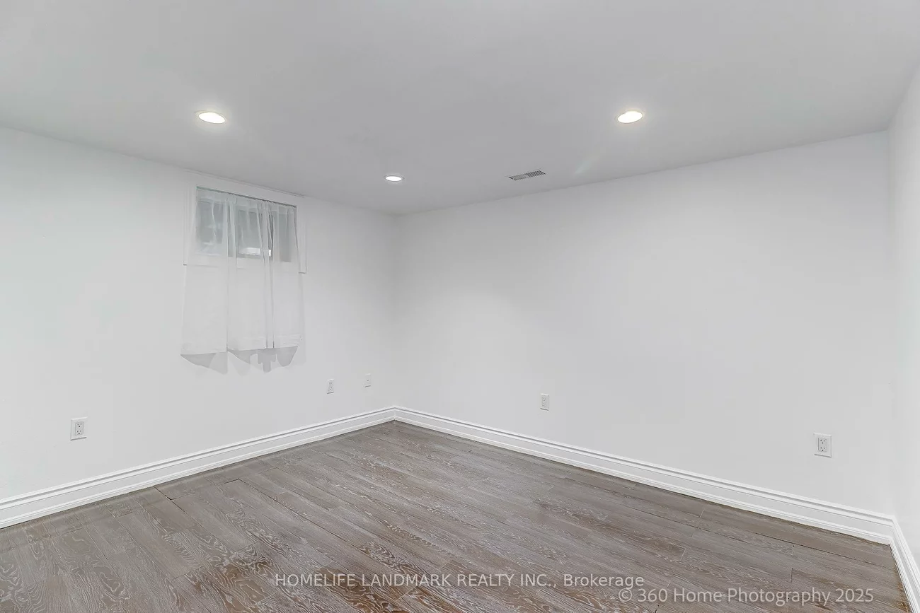 38, Moorecroft, Ionview, Toronto