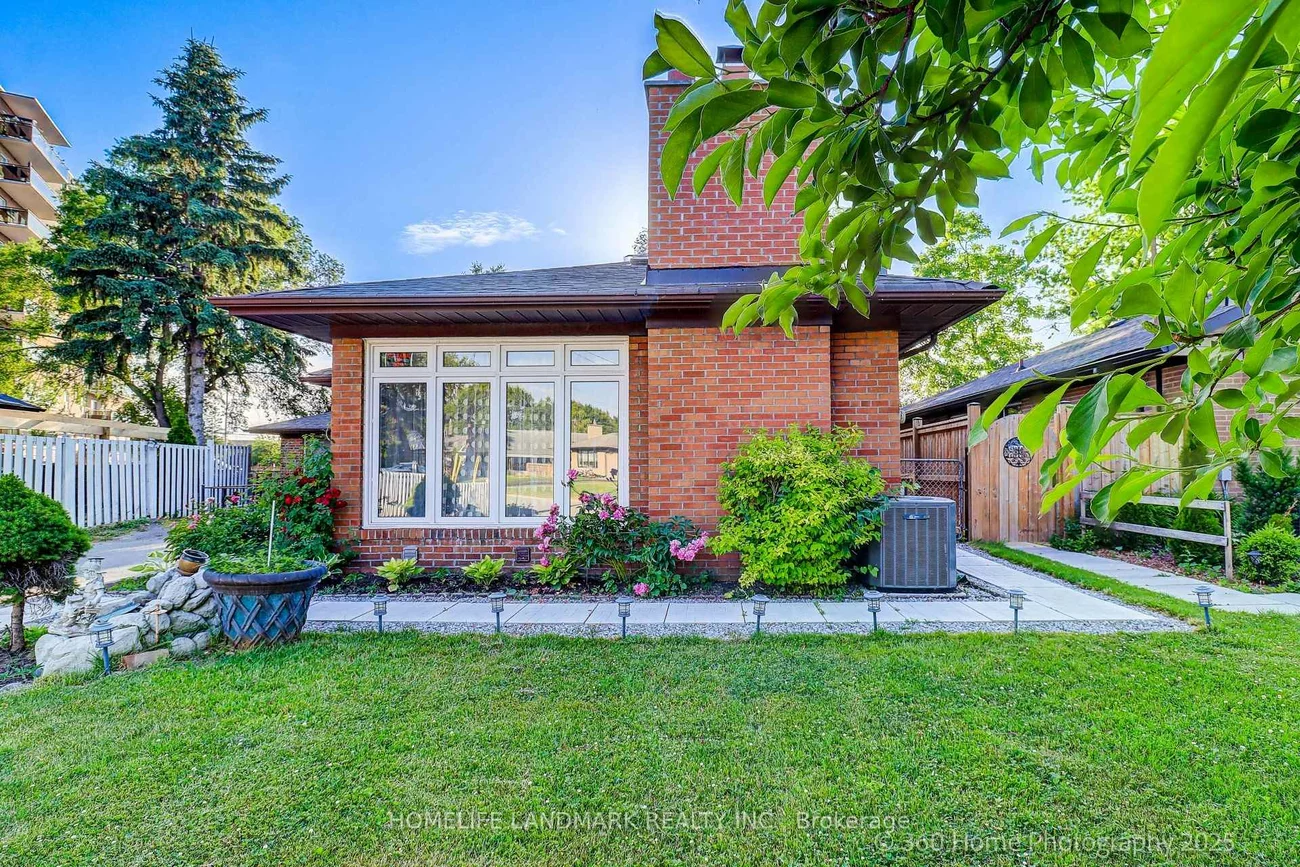 38, Moorecroft, Ionview, Toronto