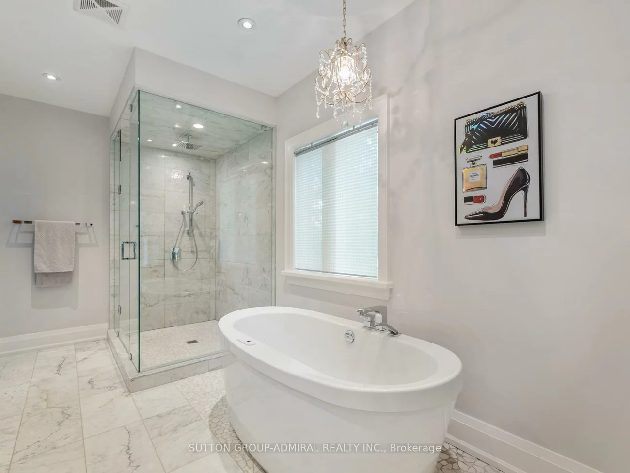 1, Dustan, East York, Toronto