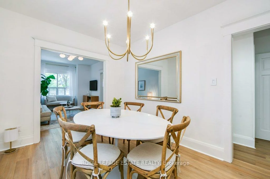 130, Swanwick, East End-Danforth, Toronto