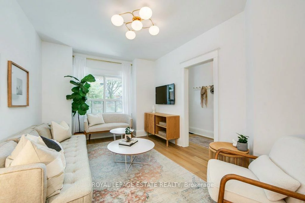 130, Swanwick, East End-Danforth, Toronto