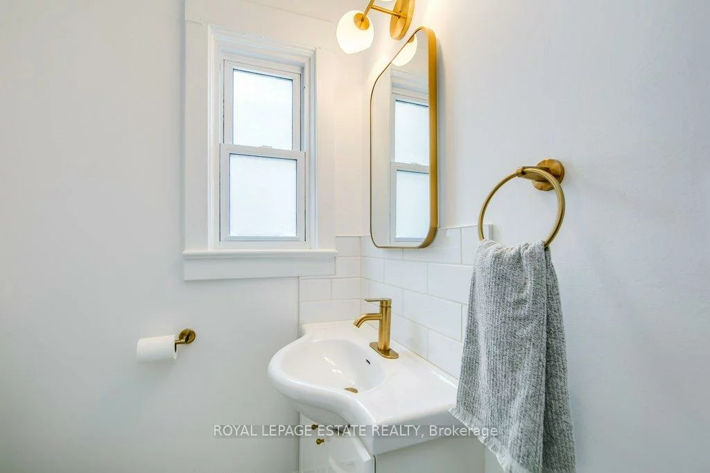130, Swanwick, East End-Danforth, Toronto