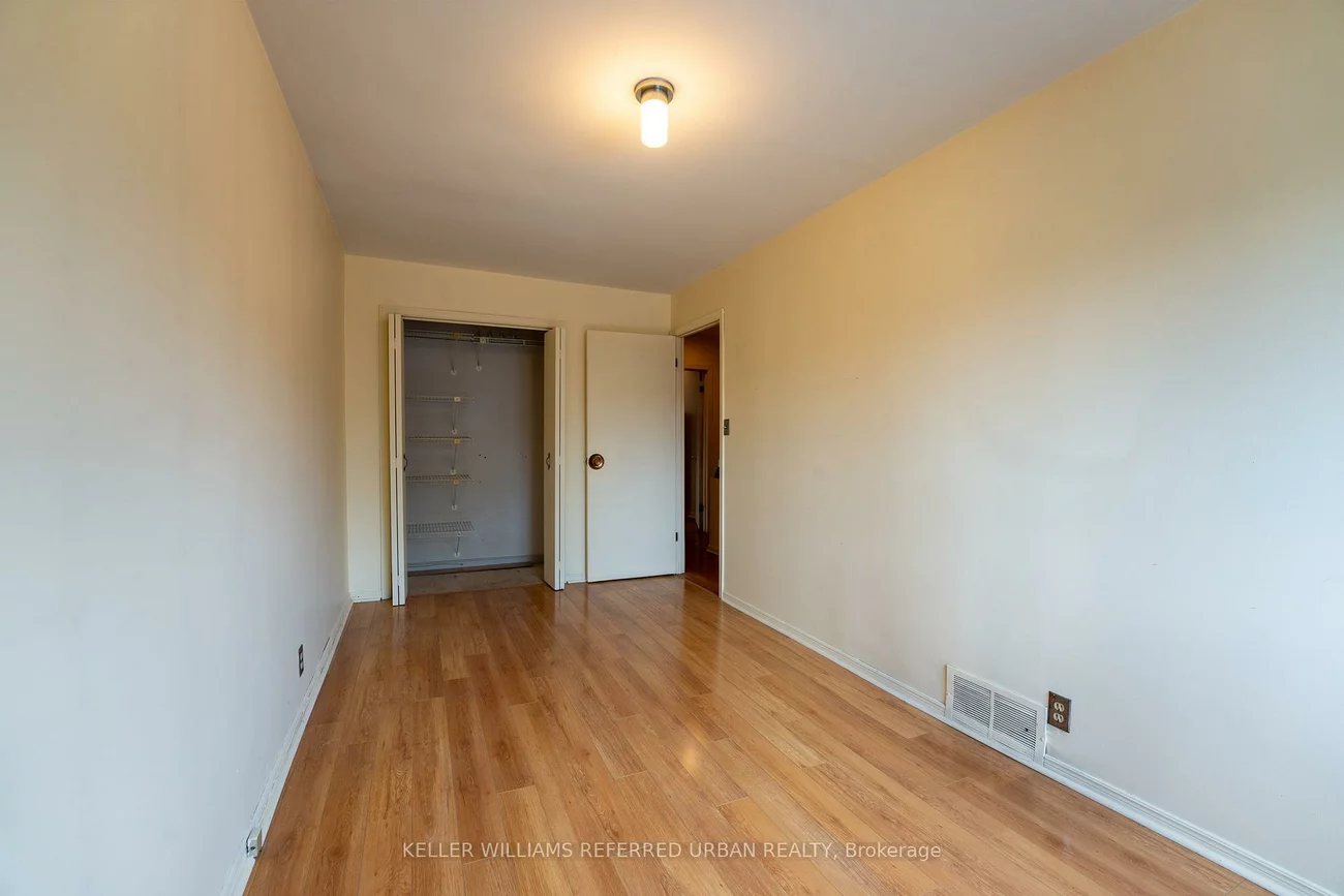 20, Mosley, South Riverdale, Toronto