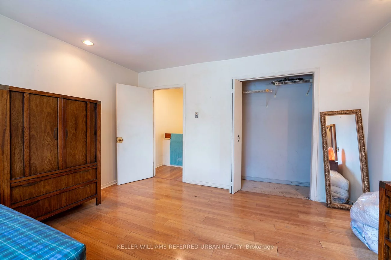 20, Mosley, South Riverdale, Toronto
