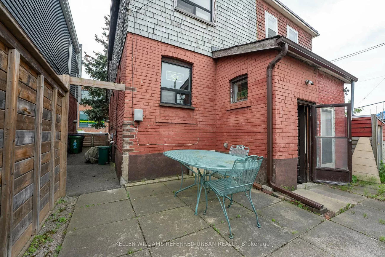 20, Mosley, South Riverdale, Toronto