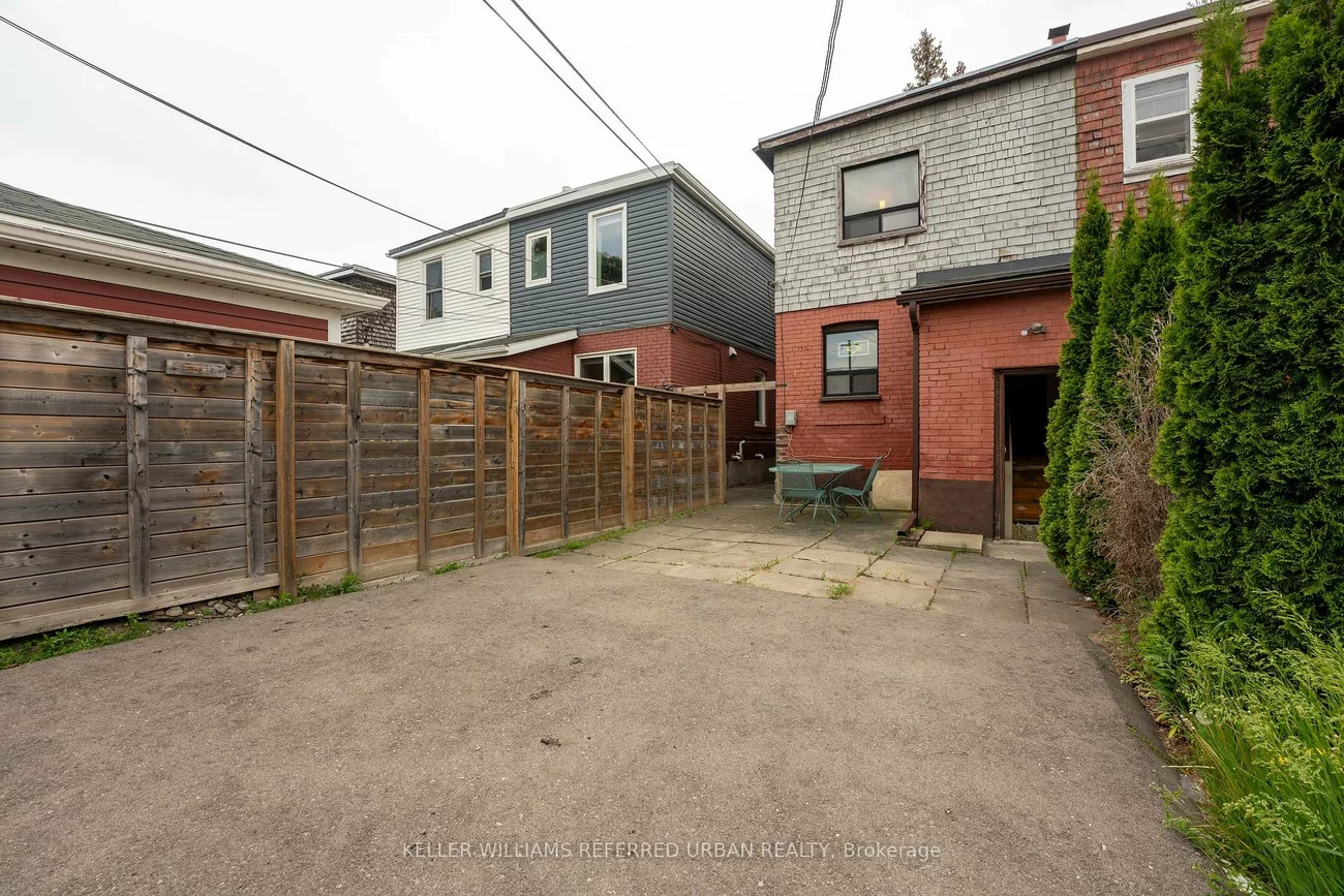 20, Mosley, South Riverdale, Toronto