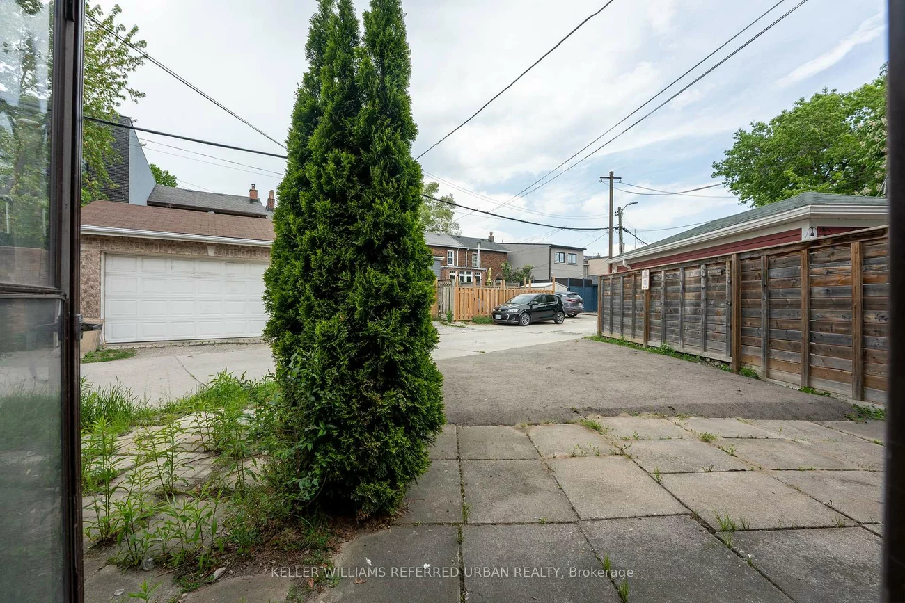 20, Mosley, South Riverdale, Toronto