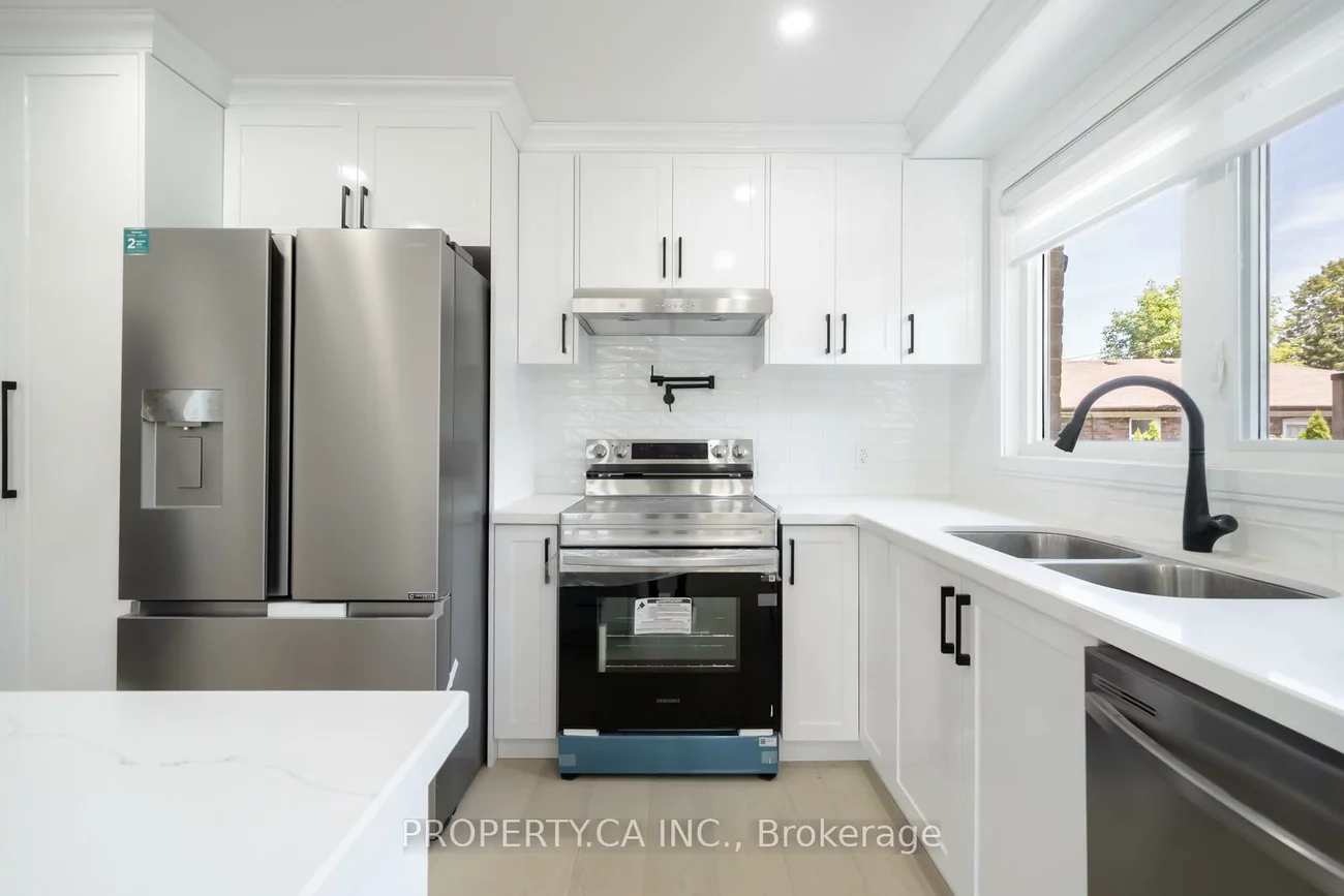 33, Moorecroft, Ionview, Toronto