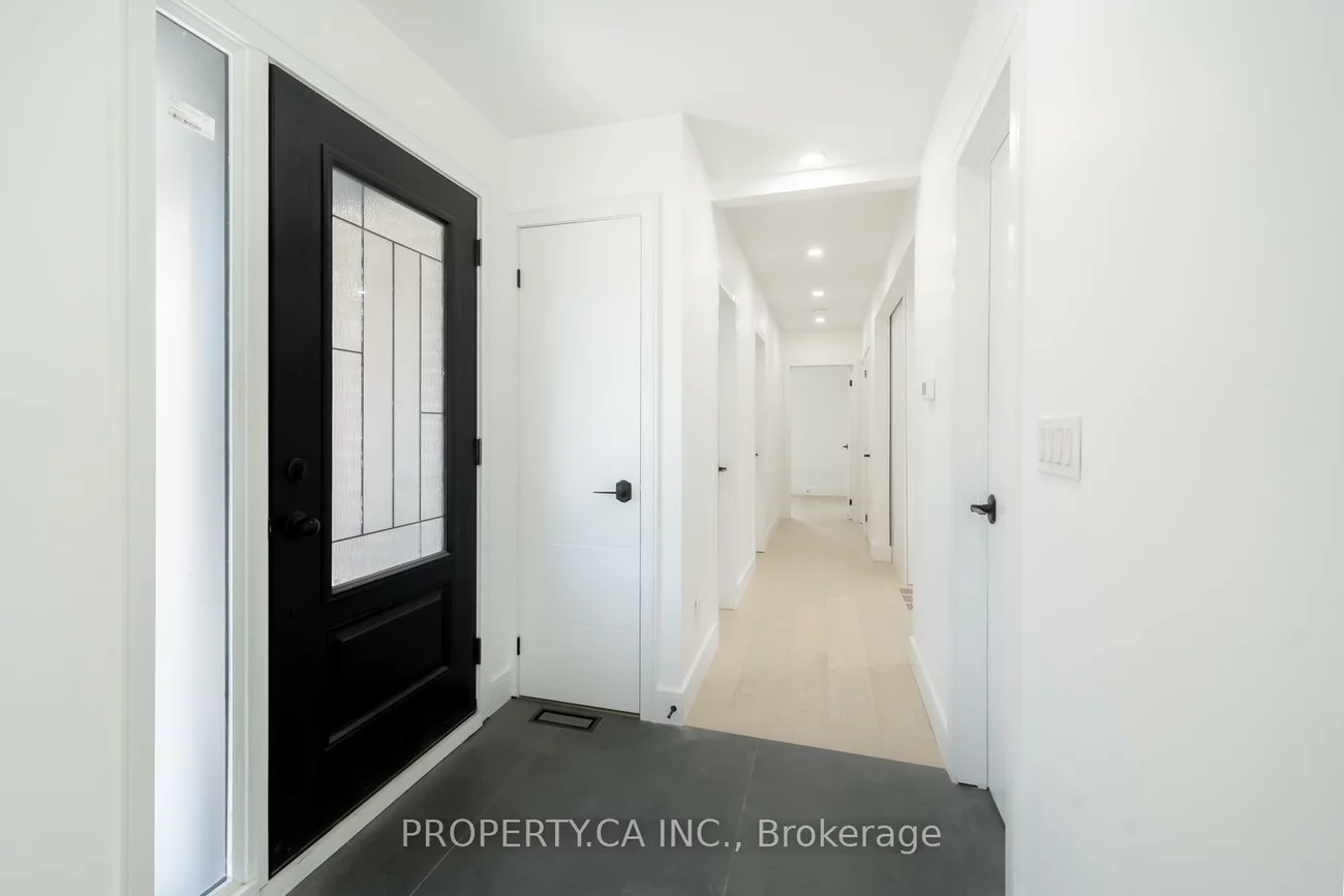 33, Moorecroft, Ionview, Toronto
