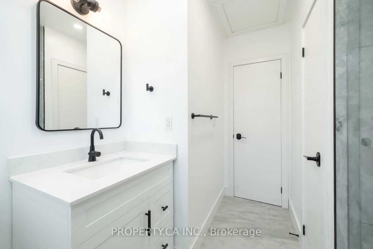 33, Moorecroft, Ionview, Toronto