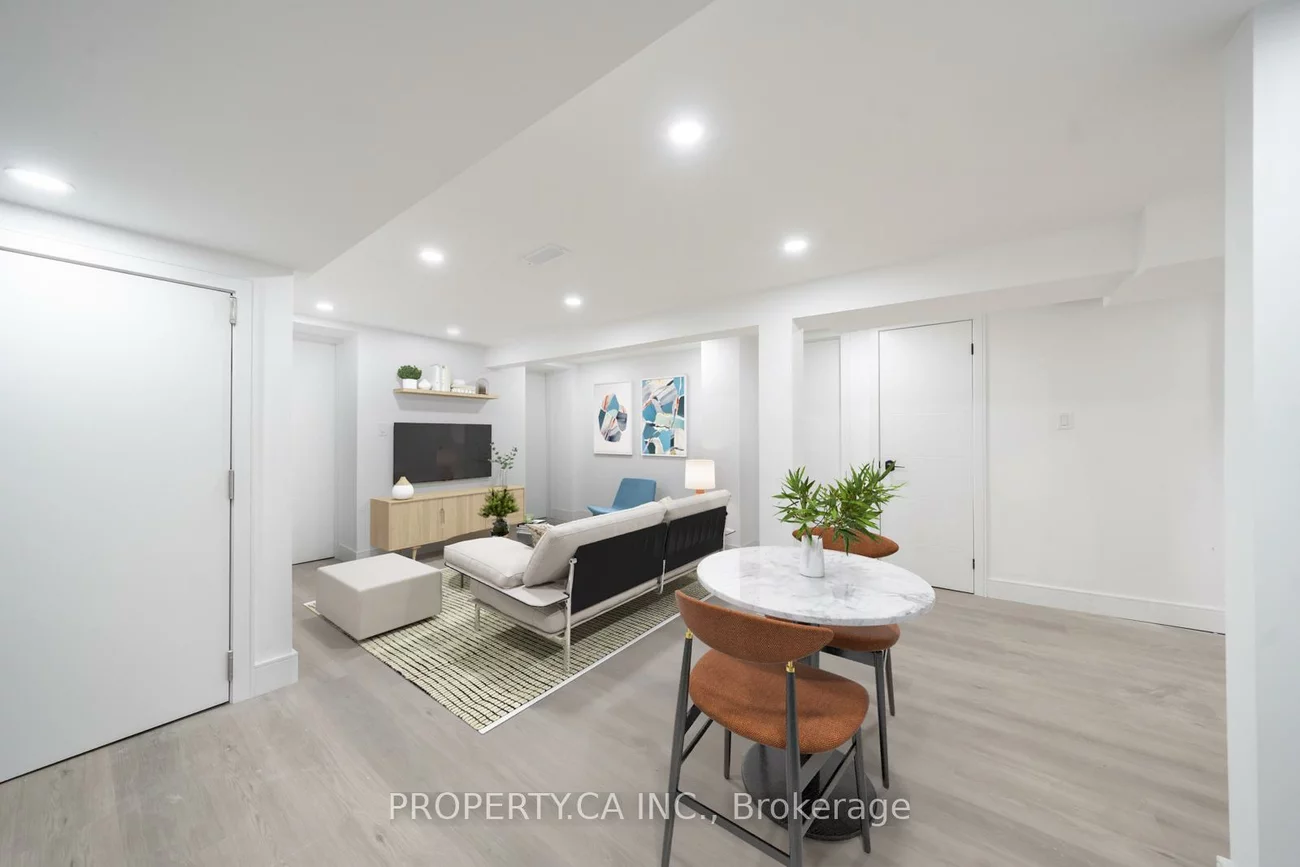 33, Moorecroft, Ionview, Toronto