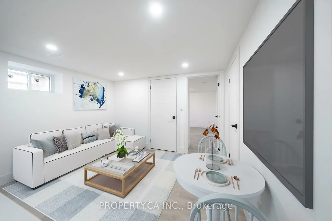 33, Moorecroft, Ionview, Toronto